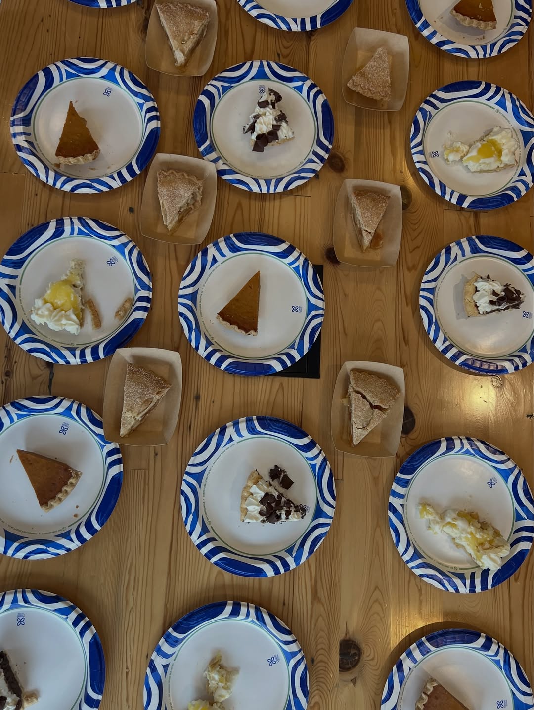 Starting off the holidays with saying a big thank you to our amazing residents!! Come get some free pie on us\n\n- The UNCOMMON team:)