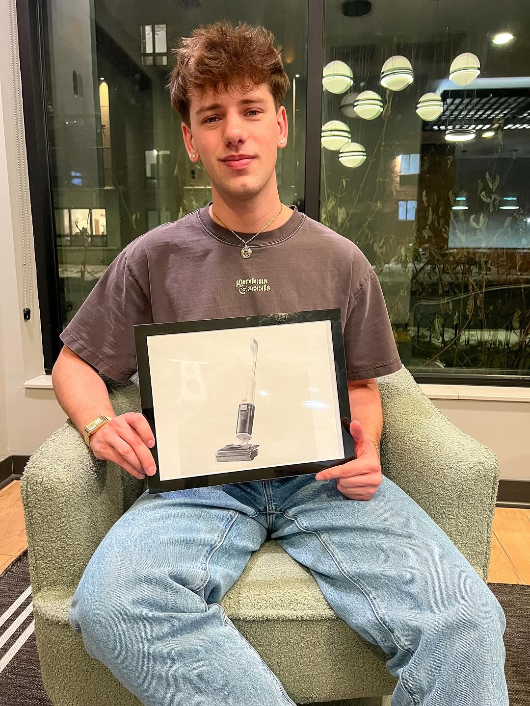 \ud83c\udf81 Day 10 of Giving \u2728 \n\nCleaning after a long day shouldn't be a project!\n\nWe're giving away a Vacuum Mop\u2014ideal for quick cleanups, small spaces, and staying on top of messes without the hassle.\n\nHow to enter:\n\ud83d\udc49 Sign a lease or renew your lease = automatic entry\n\nBonus entries:\n\n- Follow @uncommondinkytown\n- Like this post\n- Tag your friends (each tag = extra entry)\n- Reshare to your story\n\n