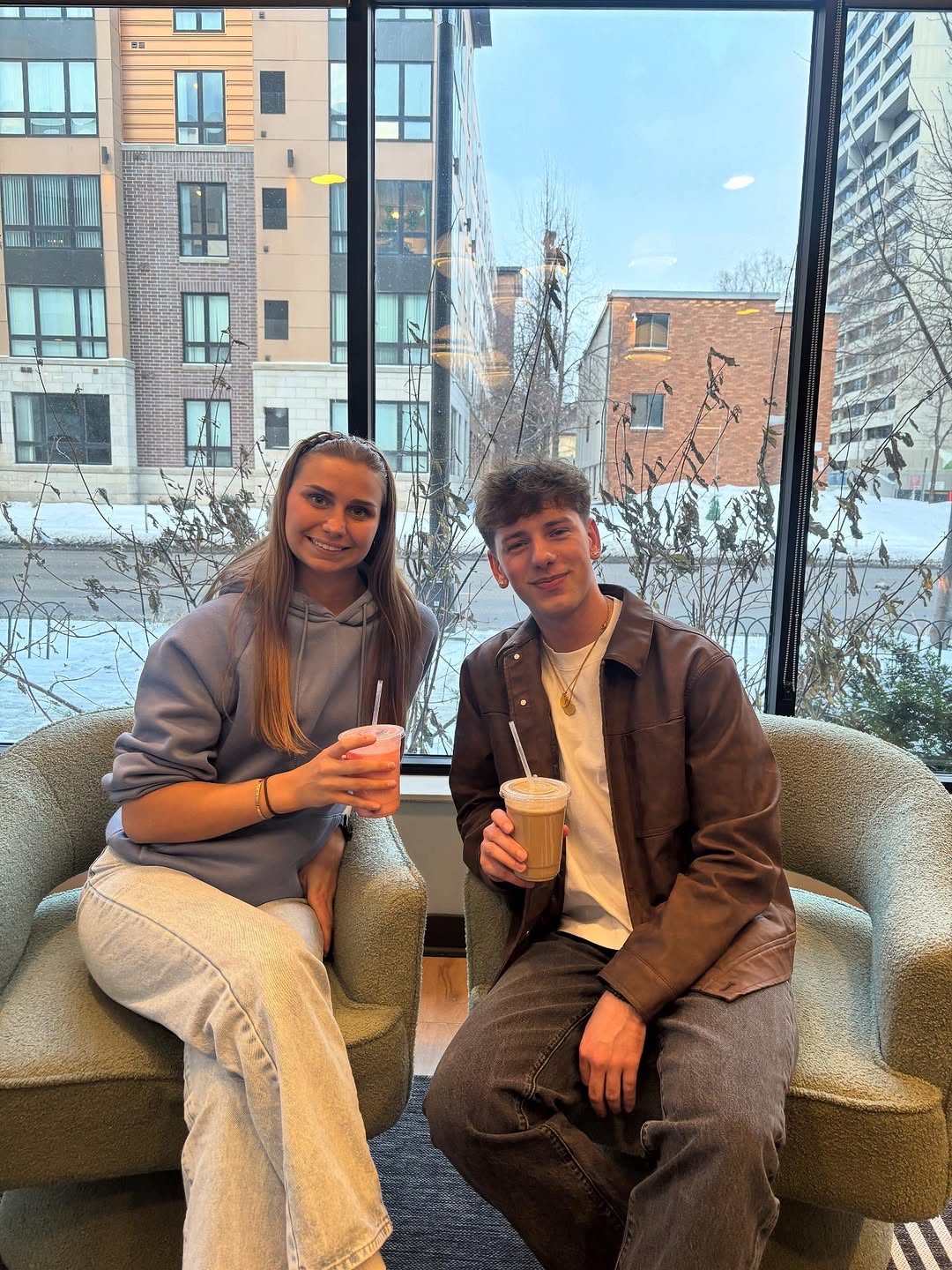 Stop by our Dirty Soda Bar while supplies last! \ud83e\udd64 \n\nBuild your favorite mix and renew your lease!\n\n*Minnesota renewal deadlines are at the beginning of Feb*\n\nVisit the Resident Portal or stop by the leasing office today to secure your spot!