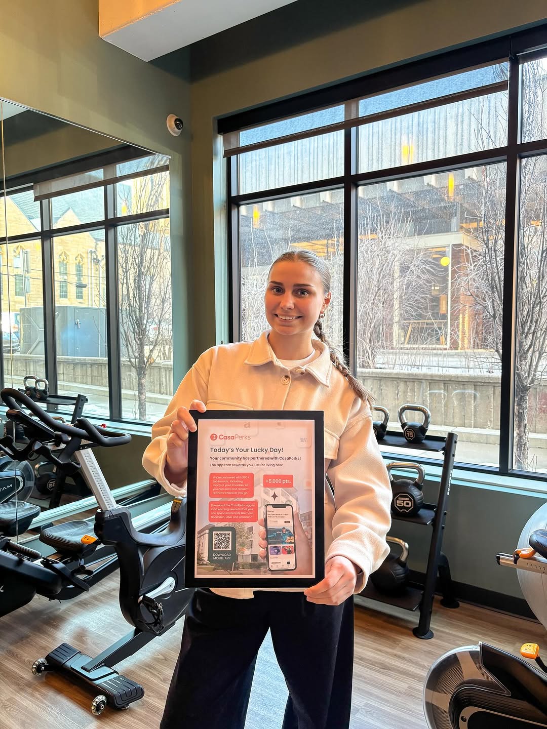 Community Rewards is soooo last szn, make sure you don't fall behind and join CasaPerks\n\nLiving at UNCOMMON comes with incentives such as free gift cards for just partipating \ud83e\udd29