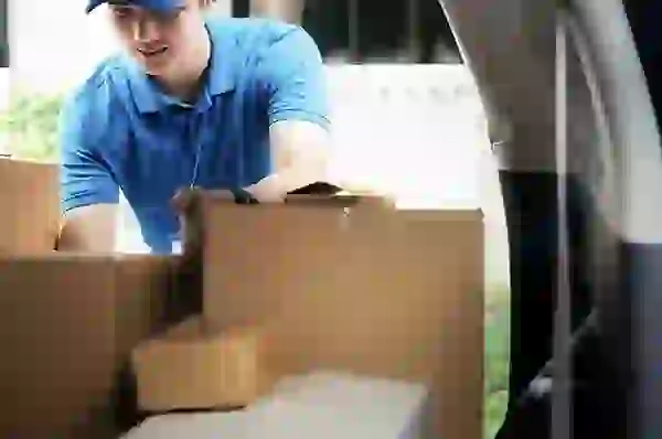 Package Delivery to UNCOMMON