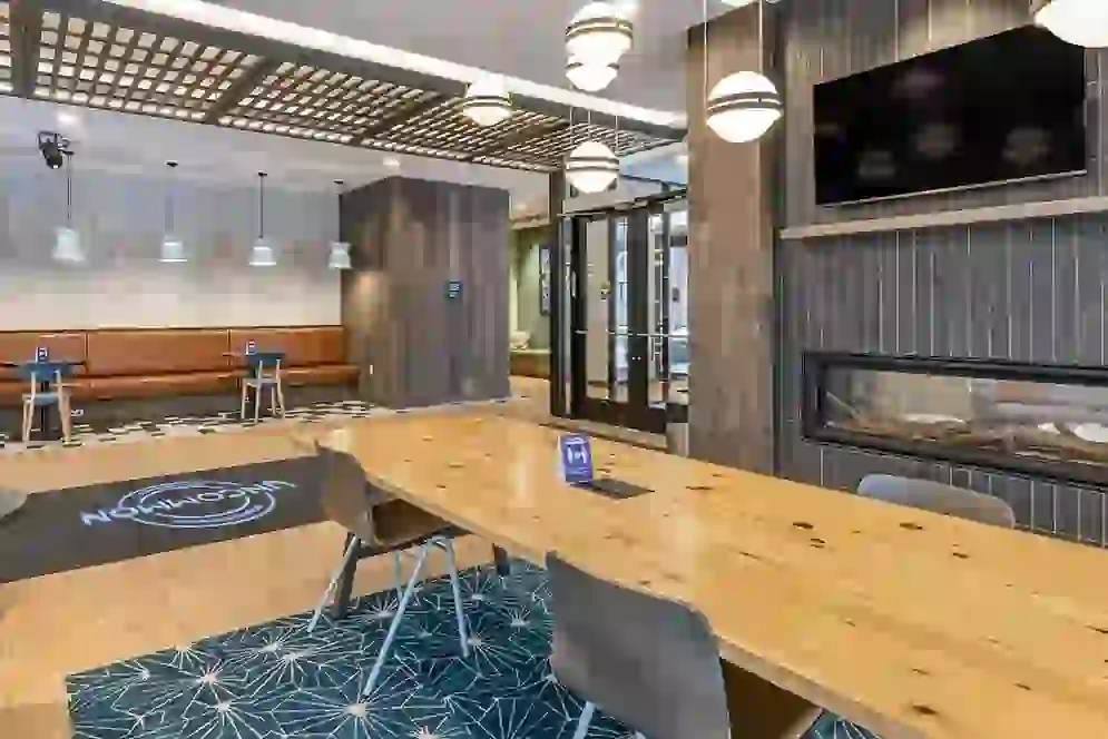 Study Lounge Booths and Tables